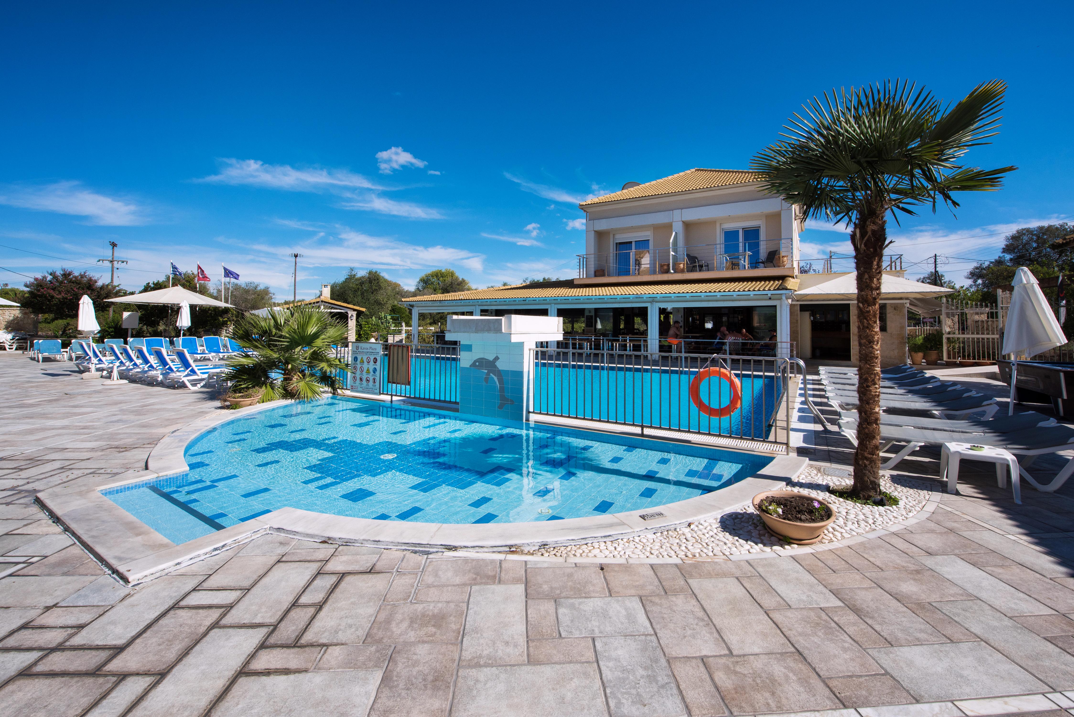 Kavos Plaza Hotel Esterno foto