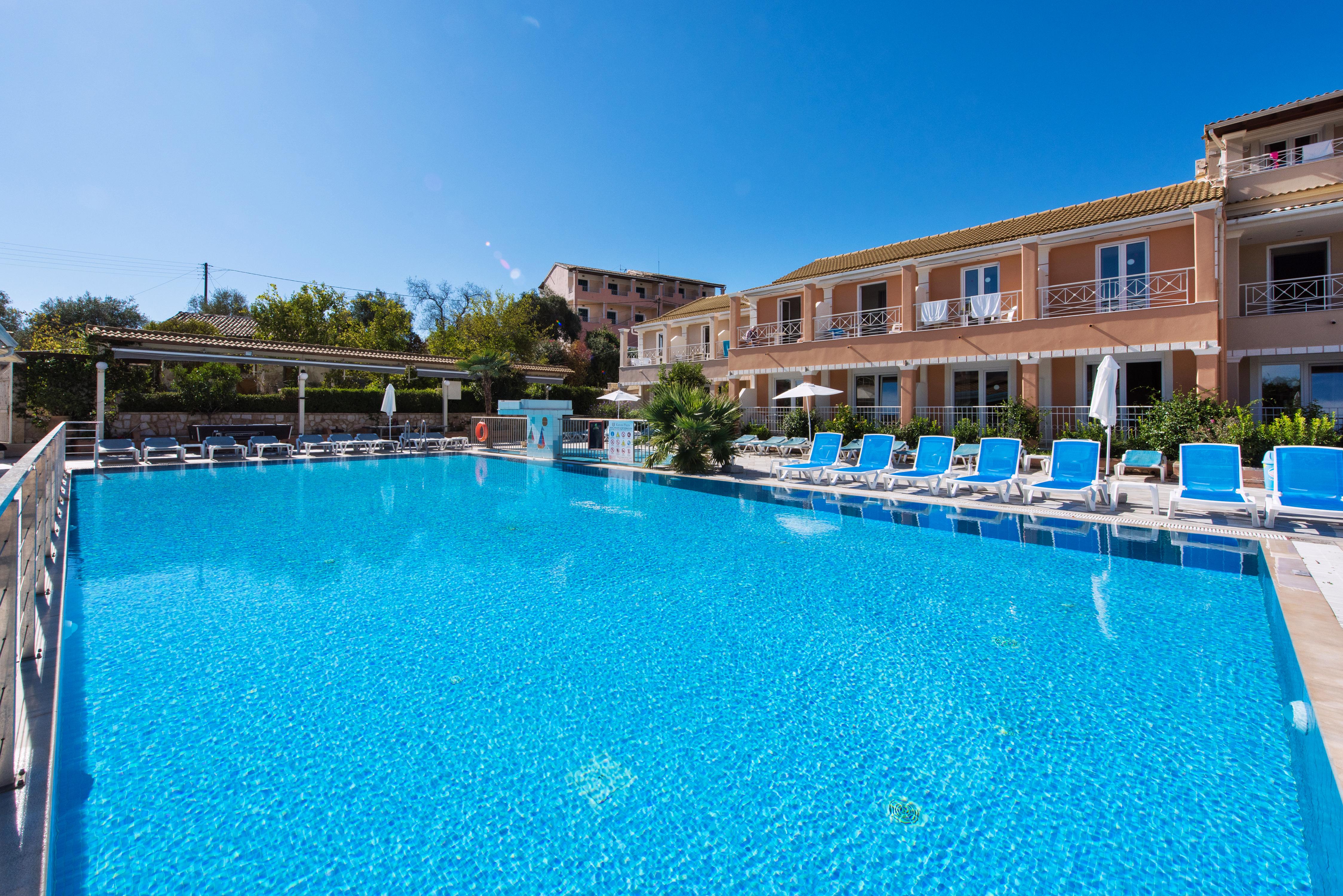 Kavos Plaza Hotel Esterno foto