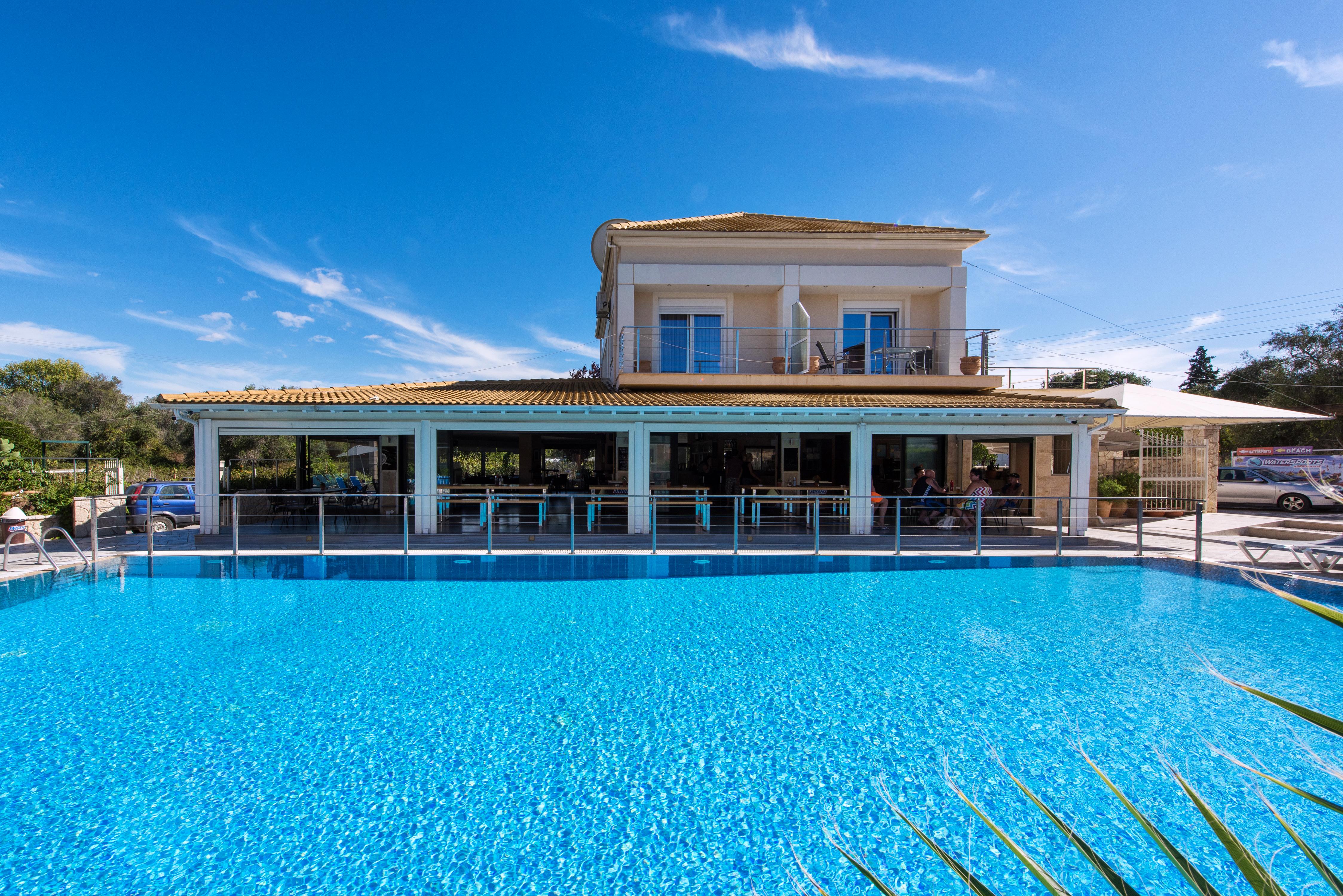 Kavos Plaza Hotel Esterno foto